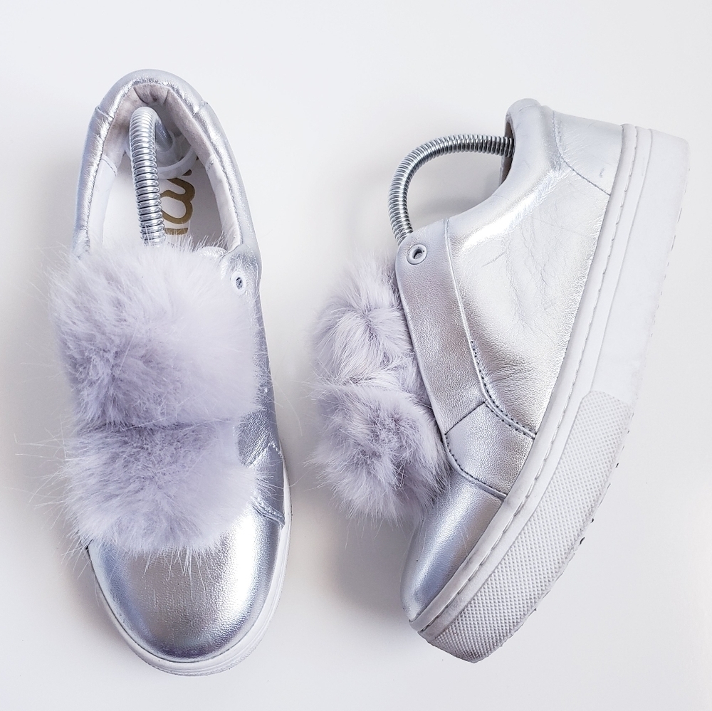 Sam Edelman Women's Leya Sneaker Silver PomPom